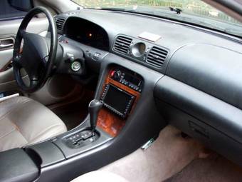 1993 Infiniti J30 Photos