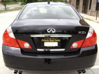 2005 Infiniti M35 Pictures