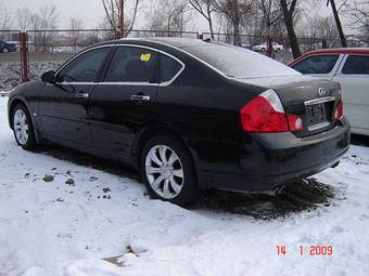 2005 Infiniti M35 Pictures