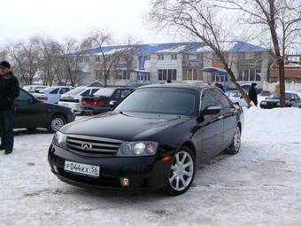 2002 Infiniti M45 Photos