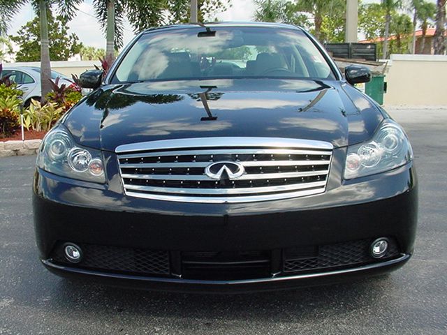 2006 Infiniti M45 Photos