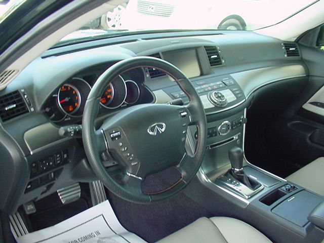 2006 Infiniti M45 Photos