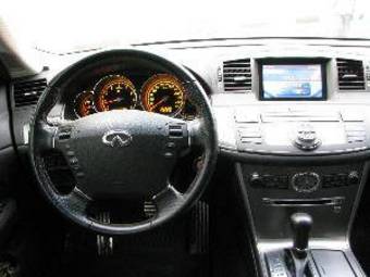 2006 Infiniti M45 Pictures