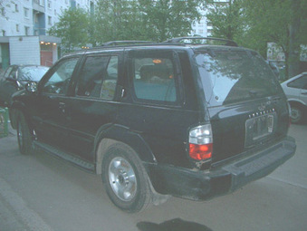 1997 Infiniti QX4 Photos