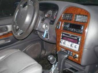 1998 Infiniti QX4 Photos