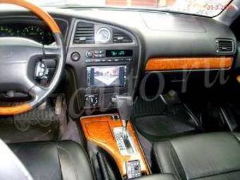 2000 Infiniti QX4 Photos