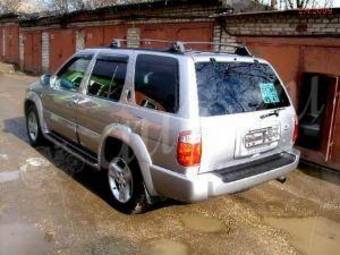 2000 Infiniti QX4 Photos