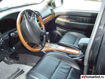 2001 Infiniti QX4 Pictures