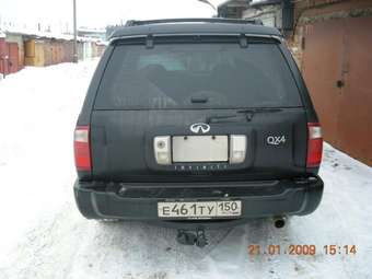 2001 Infiniti QX4 Pictures