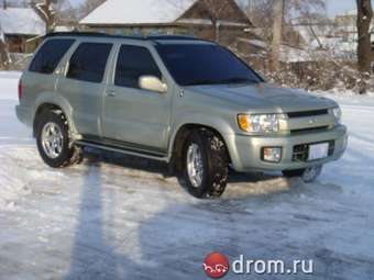 2001 Infiniti QX4 Pictures