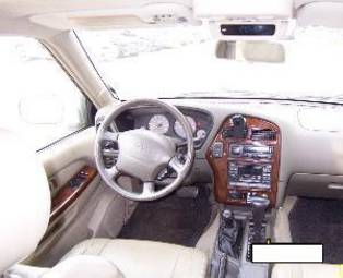 2001 Infiniti QX4 Photos