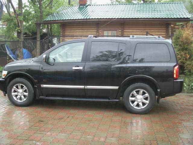 2004 Infiniti QX56