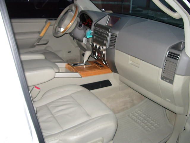 2004 Infiniti QX56