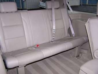 2004 Infiniti QX56 Photos