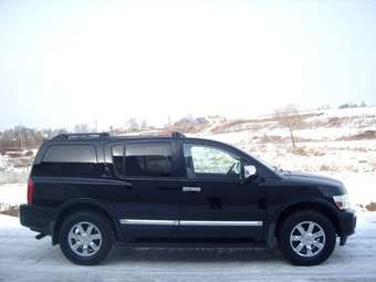 2004 Infiniti QX56 Photos