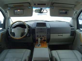 2004 Infiniti QX56 Photos