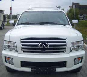 2004 Infiniti QX56 Pics