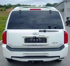 2004 Infiniti QX56 Pictures