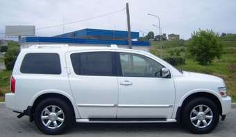 2004 Infiniti QX56 Pictures