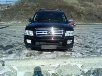 2004 Infiniti QX56 Photos