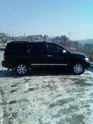 2004 Infiniti QX56 Pictures