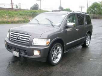 2004 Infiniti QX56 Pictures