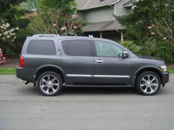 2004 Infiniti QX56 Pics