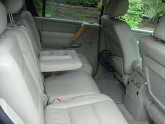 2004 Infiniti QX56 Photos