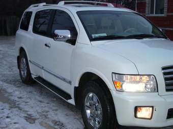 2004 Infiniti QX56 Pictures