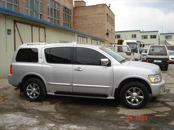 2004 Infiniti QX56 Photos