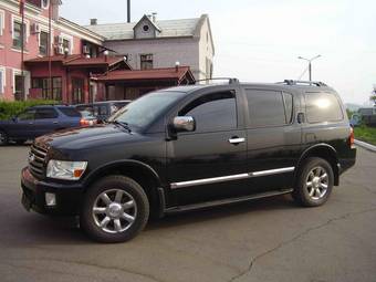 2004 Infiniti QX56 Photos