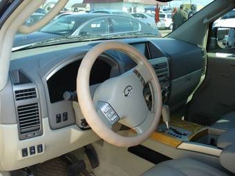 2004 Infiniti QX56 Pictures
