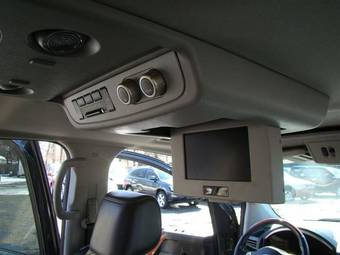 2004 Infiniti QX56 Pictures