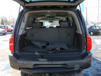 2004 Infiniti QX56 Pictures