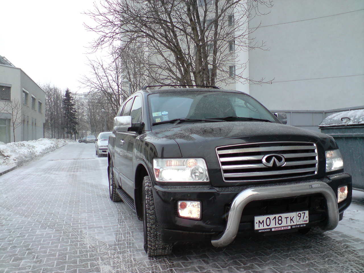 2004 Infiniti QX56