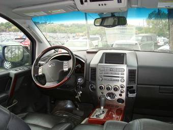 2004 Infiniti QX56 Photos