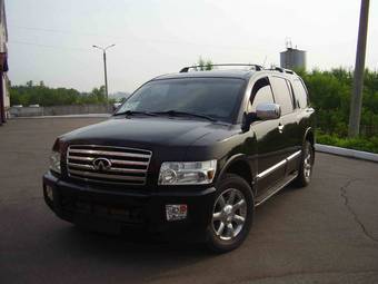 2004 Infiniti QX56 Photos