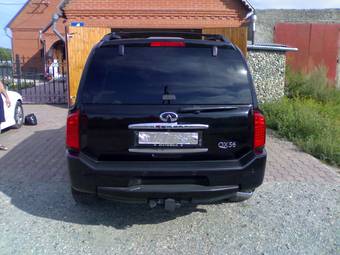 2004 Infiniti QX56 Photos