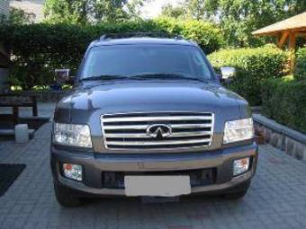 2004 Infiniti QX56 Images