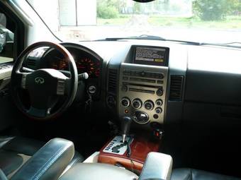 2004 Infiniti QX56 Pictures