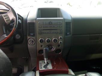 2004 Infiniti QX56 Wallpapers