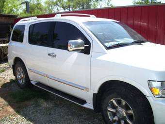2004 Infiniti QX56 Photos