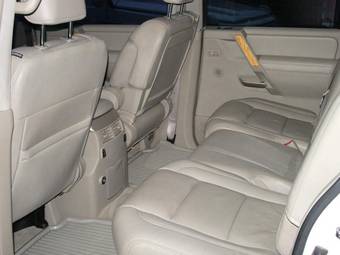 2004 Infiniti QX56 Pictures