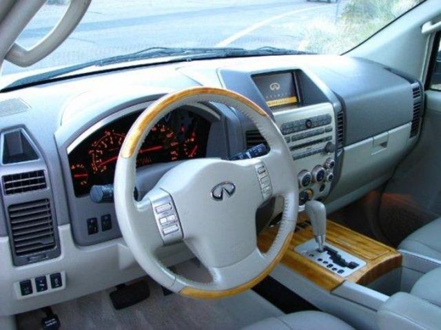 2005 Infiniti QX56