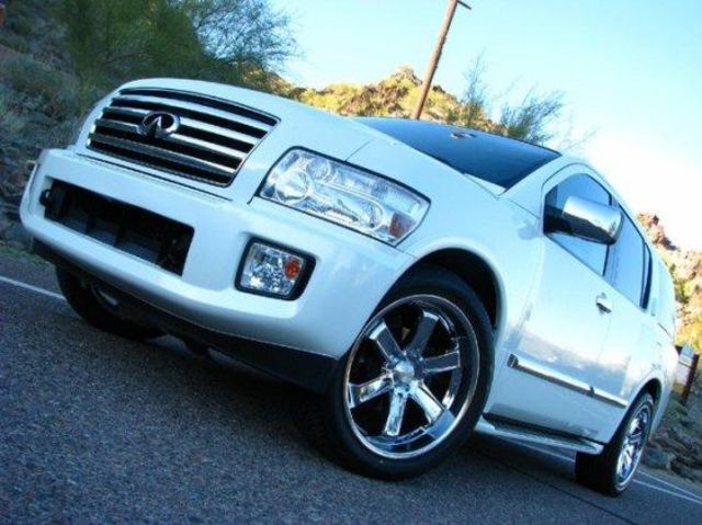 2005 Infiniti QX56