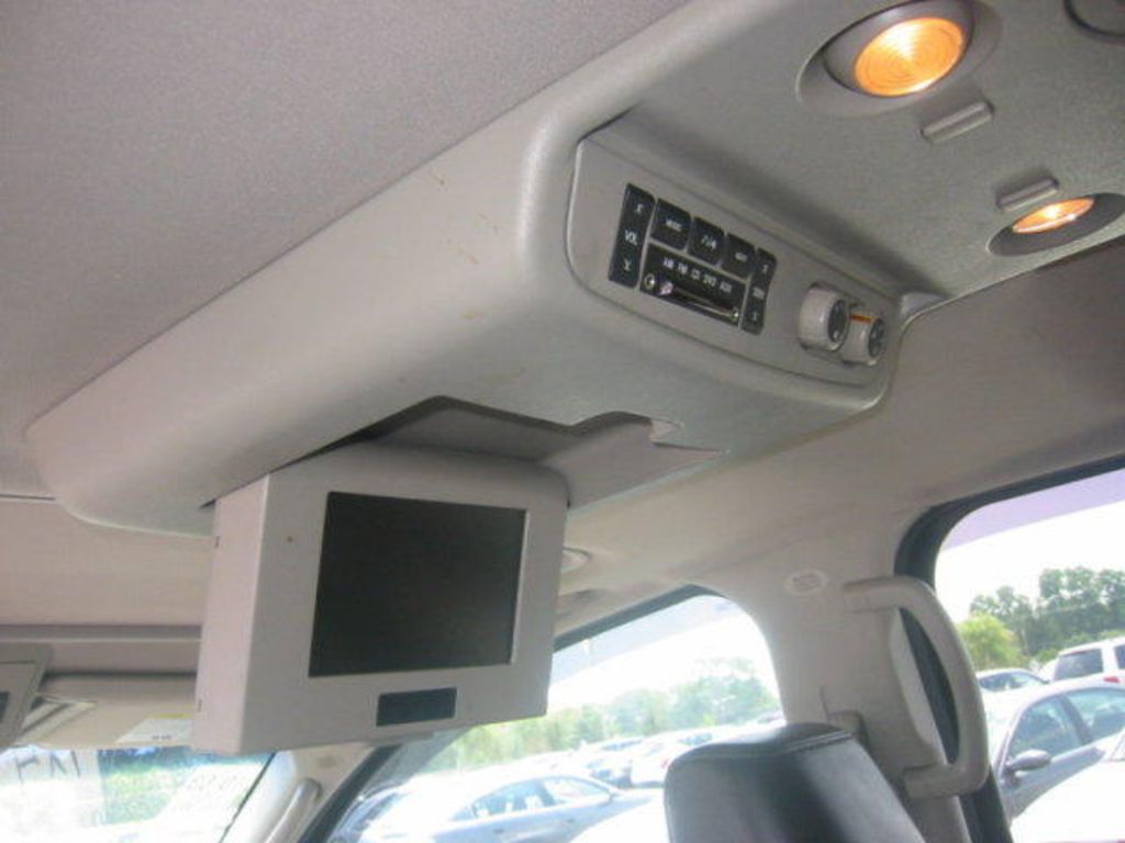 2005 Infiniti QX56