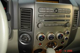 2005 Infiniti QX56 Wallpapers