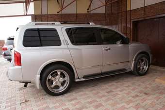 2005 Infiniti QX56 Images