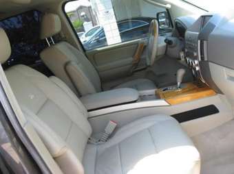 2005 Infiniti QX56 Images