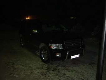 2005 Infiniti QX56 Pics